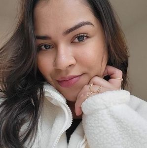 Meet your Posher, Celina